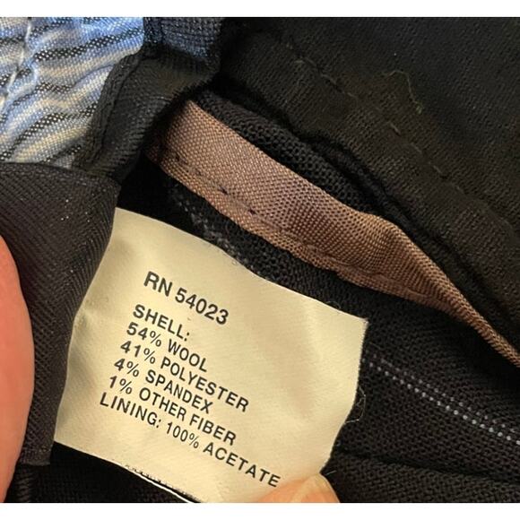 GAP BLUE PINSTRIPE MEN'S SIZE 32X30 PANTS. CLASSIC FIT - Picture 3 of 5